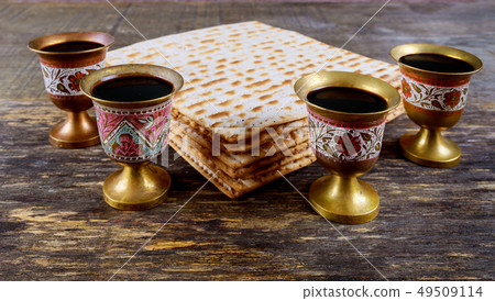 Kosher four glasses wine holiday matzoth 49509114