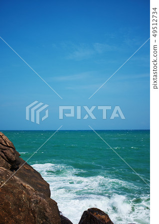 Sri Lanka beach 49512734