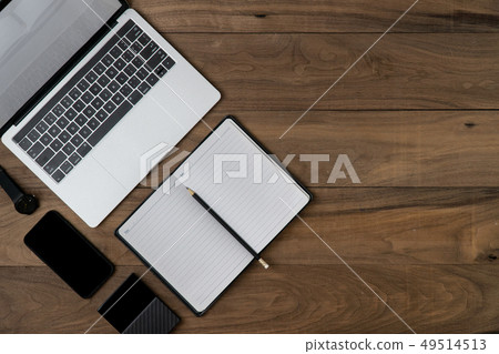 Flat lay of Technology object on table 49514513