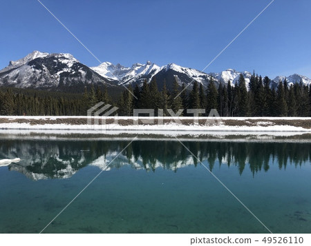 加拿大高超的景色班夫 49526110