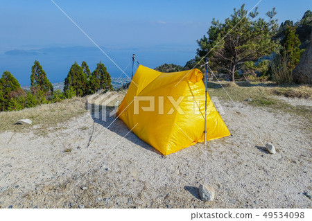 I tried to do a bivouque exercise at solo camp in Zuelt 49534098