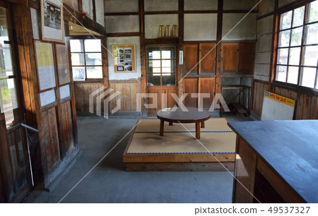 Yamagata Railway Flower Nagai Line Wooden Station Nishiotsuka Station 49537327