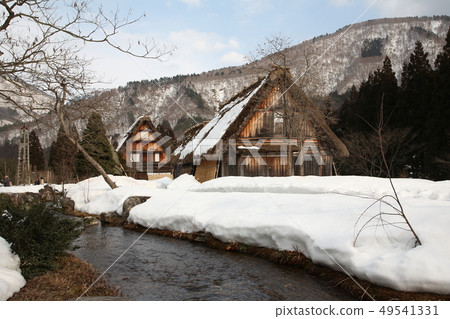 Shirakawa-Go Gosei building 49541331
