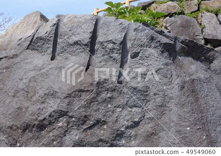 Monolith Fragmentation Crack Image of Fragmentation Material Background Monolith Fragmentation Crack Image of Fragmentation Material Background 49549060