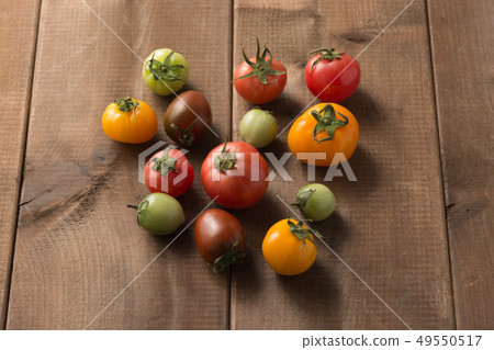 五顏六色的西紅柿 五顏六色的西紅柿 49550517