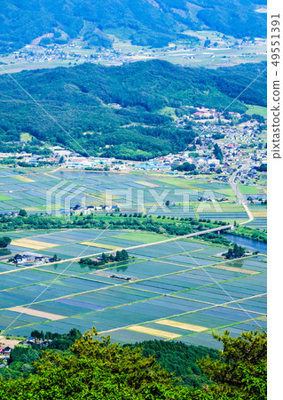 從高見津天文台看的遠野的城市景觀 從高見津天文台看的遠野的城市景觀 49551391