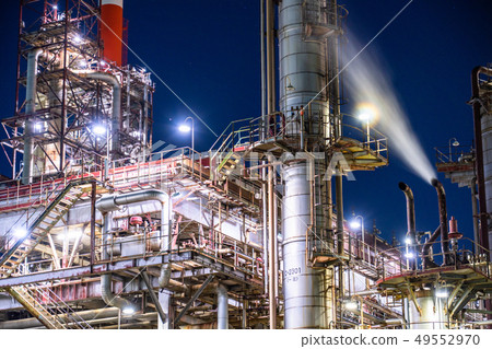 “三重縣”四日市，工廠夜景 49552970