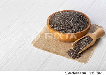 chia seeds in bowl 49553020