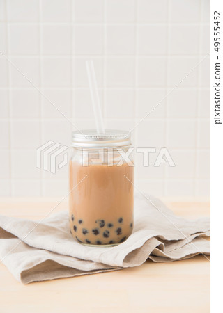 Tapioca milk tea 49555452