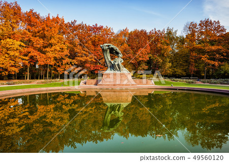 Chopin Monument in Autumn Lazienki Park in Warsaw 49560120