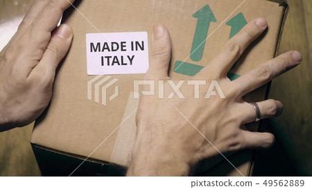 Marking box with MADE IN ITALY label Marking box with MADE IN ITALY label 49562889