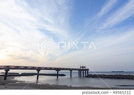 Niigata Izumozaki Town Yuzuri Bridge (Sea of Japan Sunset Park) 49565212