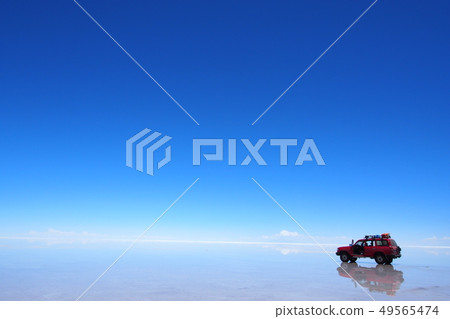 Uyuni salt lake Uyuni salt lake 49565474