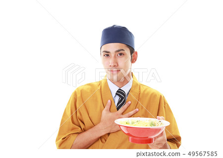 A smiling ramen craftsman 49567585