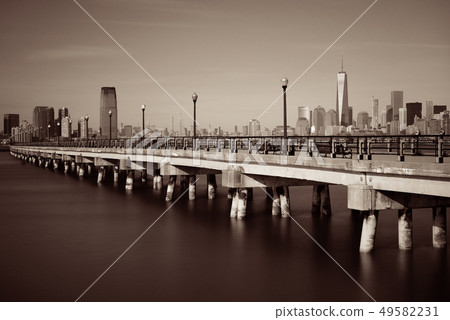 Manhattan downtown skyline bridge 49582231