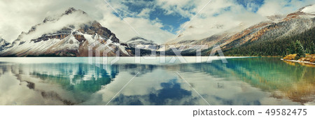 Bow Lake 49582475