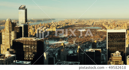 Central Park winter 49582618