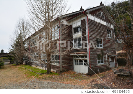 I went to elementary school in Hinode # 3 I went to elementary school in Hinode # 3 49584495