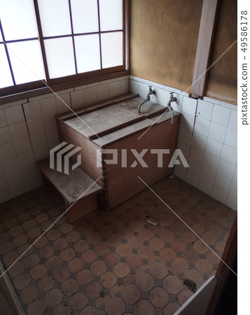 復古浴室 49586178