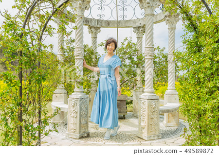senior, wedding bell, wedding anniversary 49589872