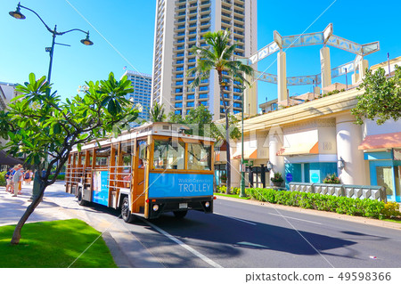 Kalakaua Road (Waikiki) 49598366