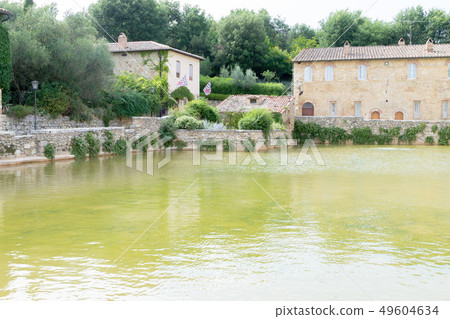 Bagno Vignoni main square view, Tuscany, Italy Bagno Vignoni main square view, Tuscany, Italy 49604634