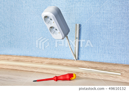Wiring up of electrical plug outlet. Wiring up of electrical plug outlet. 49610132