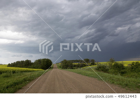 Prairie Storm Clouds 49612443