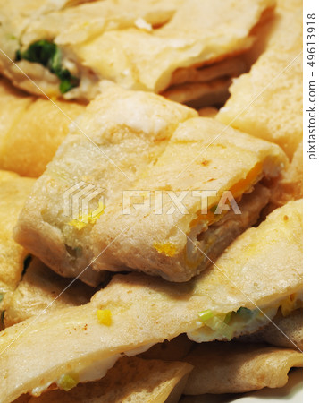 Egg pancake 49613918