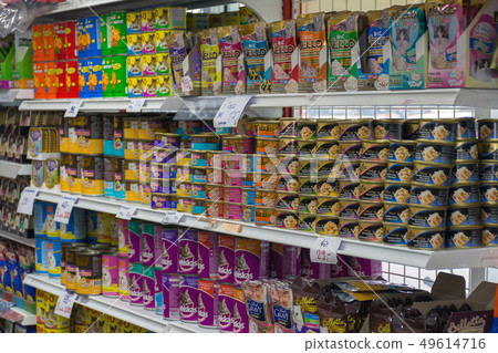 Many types of pet food in pet shop 49614716
