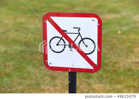 No cycling area No cycling area 49615079