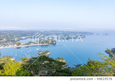 從Otakamori天文台的松島壯觀的景色 從Otakamori天文台的松島壯觀的景色 49619576
