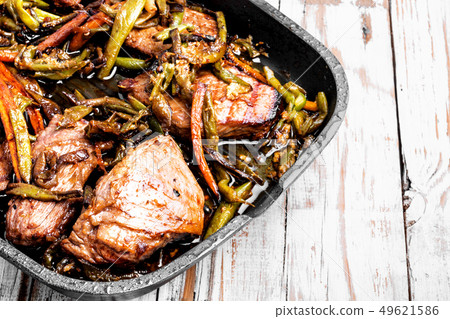 Beef with vegetables Beef with vegetables 49621586