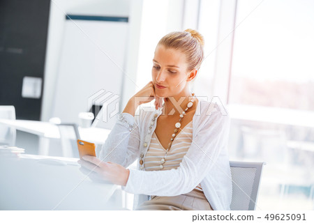 Elegant office worker 49625091