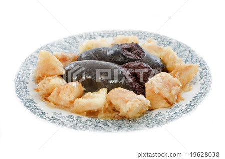 baked black pudding with apple 49628038