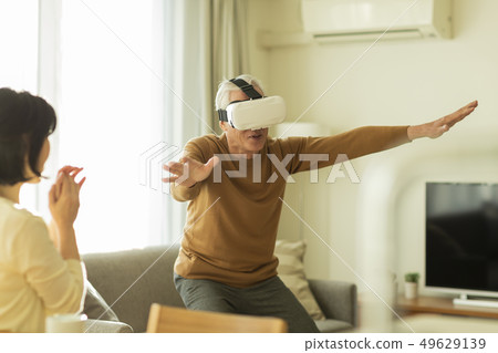 高級男性VR 49629139
