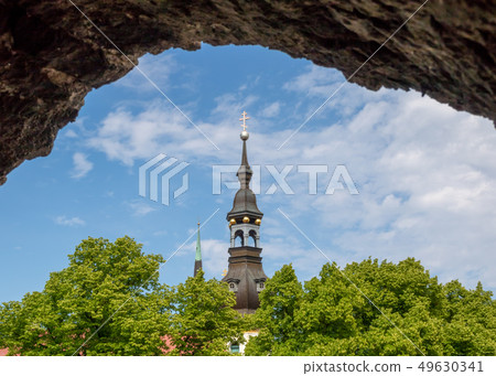 ESTONIA, TALLINN - JUNE 26, 2015: Ancient city wal ESTONIA, TALLINN - JUNE 26, 2015: Ancient city wal 49630341