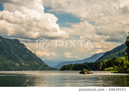 Lake and mountains 49639541