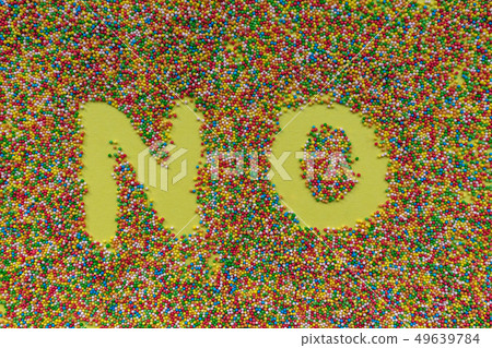 NO word written in sprinkles. 49639784