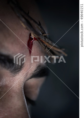 man with a crown of thorns in his head man with a crown of thorns in his head 49640151