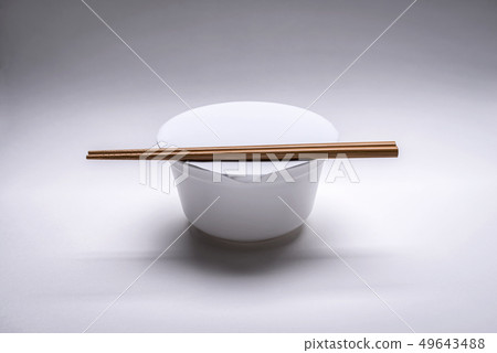 如果你是一個容器，碗，一次性，米粉，拉麵 49643488