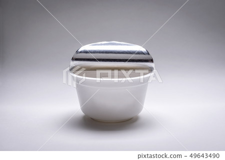 If you are a container, bowl, disposable, rice noodles, ramen 49643490