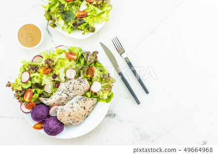 Grilled chicken breast meat steak with fresh vegetable Grilled chicken breast meat steak with fresh vegetable 49664968