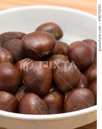 烤栗子 烤栗子 49670892