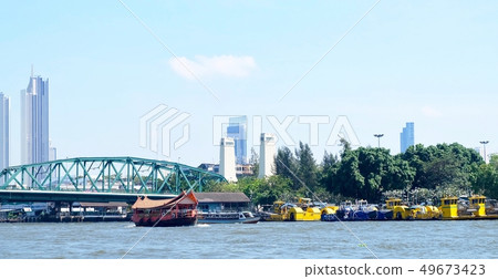 Memorial Bridge or Phra Phuttha Yodfa Bridge 49673423