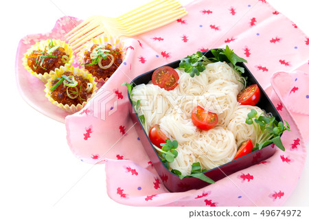 Somen lunch box, Somen box lunch, Somen noodle, Somen, Noodle soup Yu 49674972
