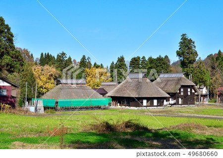 Takayanagi Ashinoshima ring village in autumn (Niigata Prefecture) 49680660