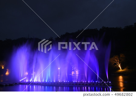 新店碧潭水舞 49682802