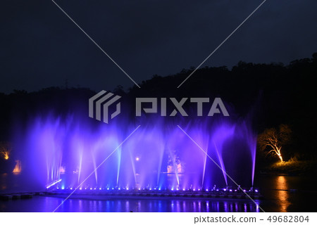 新店碧潭水舞 49682804