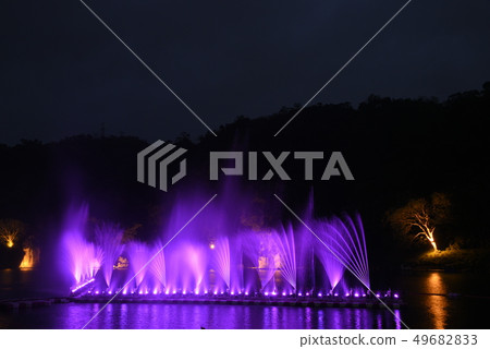 New store Bitan water dance 49682833